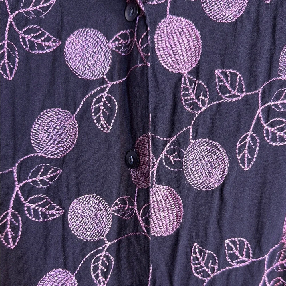 Black and Pink Patterned Women's Top - Picture 3 of 3